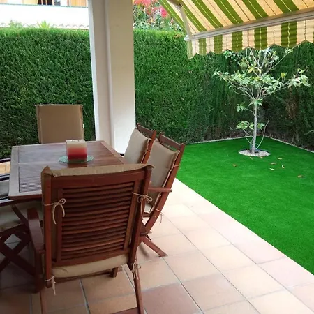 Mantra House, La Casa De La Playa Holiday home