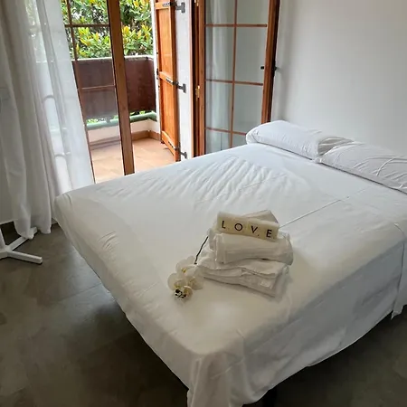 Mantra House, La Casa De La Playa Nyaraló